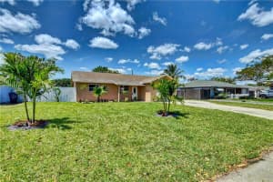 6859 Westview Dr, Lake Worth, FL 33462, Sold 06/10/21