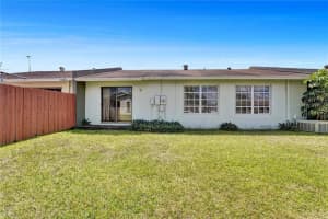 5470 Lakewood Cir S, Margate, FL 33063, Sold 05/10/21