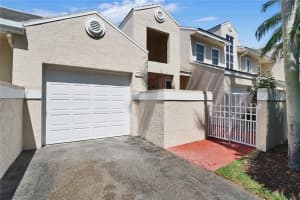227 N Lakeshore Dr, Hypoluxo, FL 33462, Sold 05/05/21