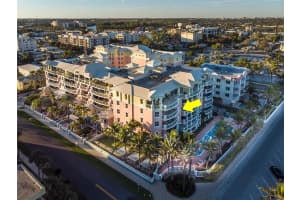 2051 SE 3rd St, Deerfield Beach, FL 33441, Sold 11/13/21