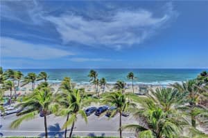 2051 SE 3rd St, Deerfield Beach, FL 33441, Sold 11/13/21