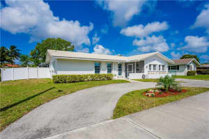 601 NW 12th Ave, Boca Raton, FL 33486, Sold 05/03/21