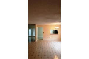 9941 SW 11th St, Pembroke Pines, FL 33025, Sold 10/07/21