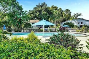2713 S Oakland Forest Dr, Oakland Park, FL 33309, Sold 05/07/21
