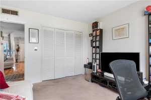 1150 NW 30th Ct, Fort Lauderdale, FL 33311, Sold 06/01/21