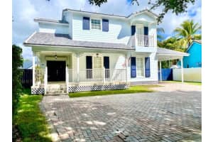 16043 SW 97th Terrace, Miami, FL 33196, Sold 05/25/21