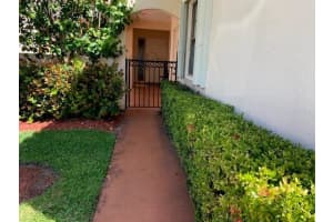 21232 Harbor Way, Miami, FL 33180, Sold 05/04/21