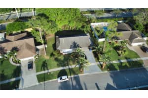 218 Parkwood Dr S, Royal Palm Beach, FL 33411, Sold 05/13/21