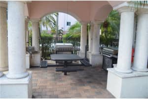2015 SE 10th Ave, Fort Lauderdale, FL 33316, Sold 06/11/21