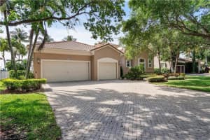 905 NW 123rd Dr, Coral Springs, FL 33071, Sold 07/12/21