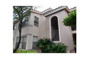 2946 S University Dr, Davie, FL 33328, Sold 05/07/21