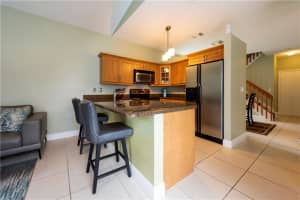 283 NW 74th Way, Plantation, FL 33317, Sold 05/03/21
