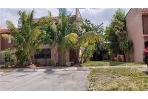 29 Madrid Ln, Davie, FL 33324, Sold 05/21/21