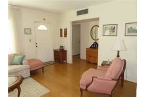 741 Fairway Dr, Plantation, FL 33317, Sold 05/12/21