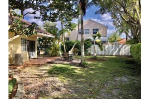 396 Bedford Ave, Weston, FL 33326, Sold 05/19/21