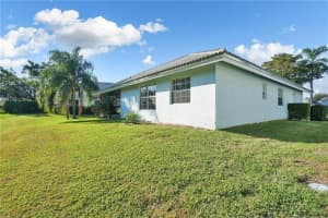 5396 Pine Cir, Coral Springs, FL 33067, Sold 05/14/21