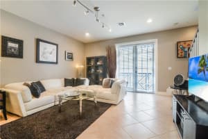 2263 NE 9th Ave, Wilton Manors, FL 33305, Sold 06/25/21