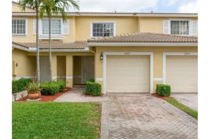 8977 Chambers St, Tamarac, FL 33321, Sold 06/09/21