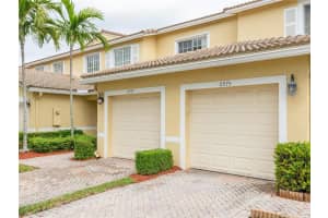 8977 Chambers St, Tamarac, FL 33321, Sold 06/09/21