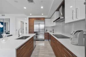 100 E Las Olas Blvd #1701, Fort Lauderdale, FL 33301, Sold 08/16/21