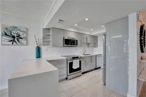 333 NE 21st Ave, Deerfield Beach, FL 33441, Sold 06/22/21