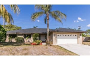 10041 SW 14th St, Pembroke Pines, FL 33025, Sold 05/18/21