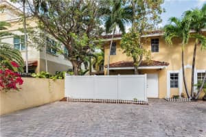 408 NE 6th St, Fort Lauderdale, FL 33304, Sold 05/14/21