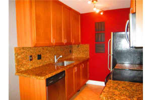 1460 NE 18th St, Fort Lauderdale, FL 33305, Sold 05/05/21