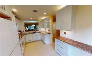 6223 NW 74th Ct, Parkland, FL 33067, Sold 05/21/21