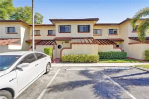 8858 NW 48th St, Sunrise, FL 33351, Sold 05/25/21