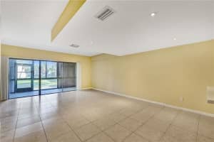 8858 NW 48th St, Sunrise, FL 33351, Sold 05/25/21