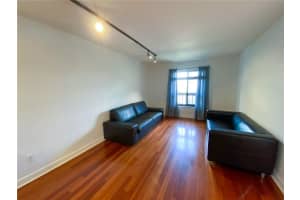 2910 NE 8th Terrace, Wilton Manors, FL 33334, Sold 05/14/21