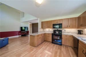 5764 NW 47th Ct, Coral Springs, FL 33067, Sold 05/18/21