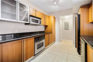 1551 N Flagler Dr, West Palm Beach, FL 33401, Sold 05/28/21