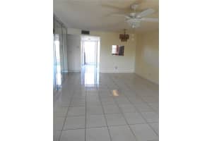 109, 9360 Sunrise Lakes Blvd, Sunrise, FL 33322, Sold 06/02/21