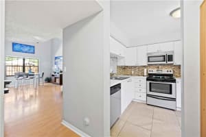 243 City View Dr, Fort Lauderdale, FL 33311, Sold 05/26/21