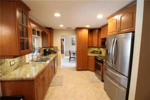 3429 Lakeview Blvd, Delray Beach, FL 33445, Sold 06/02/21