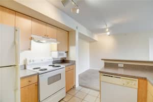 704 Villa Cir, Boynton Beach, FL 33435, Sold 08/13/21