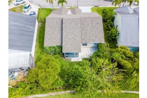 1074 Salmon Isle, Greenacres, FL 33413, Sold 07/08/21