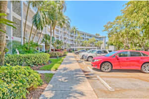 4020 W Palm Aire Dr, Pompano Beach, FL 33069, Sold 07/08/21