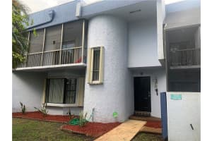 2708 S University Dr #11b, Davie, FL 33328, Sold 06/16/21