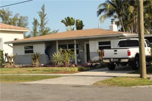 815 NW 7th St, Dania Beach, FL 33004, Sold 06/17/21