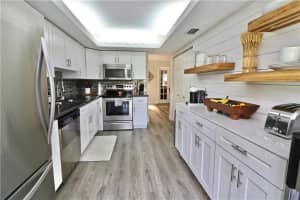 22942 Ironwedge Dr, Boca Raton, FL 33433, Sold 06/16/21