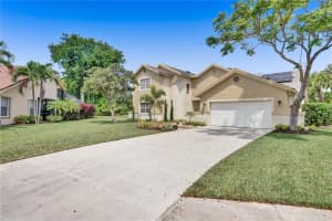 1675 Lakeshore Cir, Weston, FL 33326, Sold 06/03/21