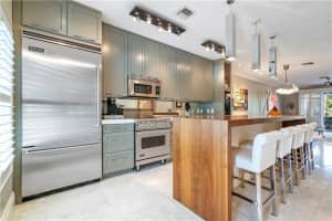 1844 N Dixie Hwy, Fort Lauderdale, FL 33305, Sold 09/30/21