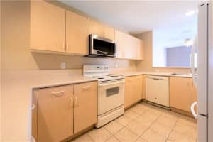 9888 NW 19th Pl, Sunrise, FL 33322, Sold 05/13/21