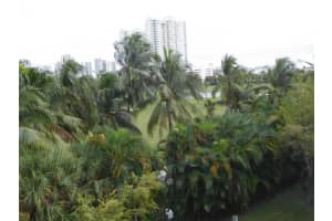 300 NE 14th Ave, Hallandale Beach, FL 33009, Sold 05/19/21