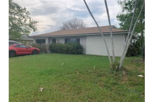 9611 NW 67th Ct, Tamarac, FL 33321, Sold 05/28/21