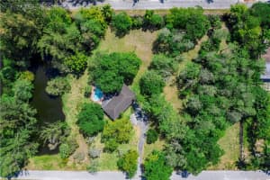 6900 NW 84th Ave, Parkland, FL 33067, Sold 06/11/21