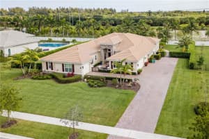 5716 N Sterling Ranch Dr, Davie, FL 33314, Sold 06/02/21